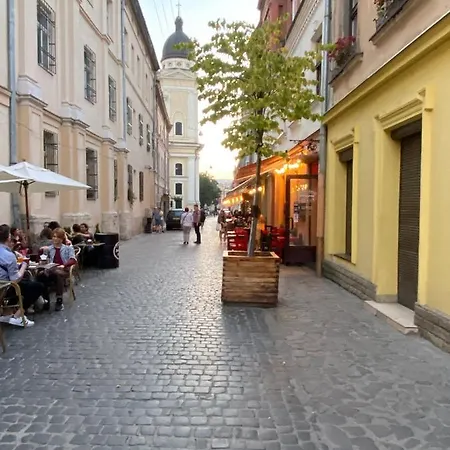 подобово на площі ринок 39 Apartman *