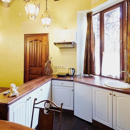 Apartment подобово на площі ринок 39 *