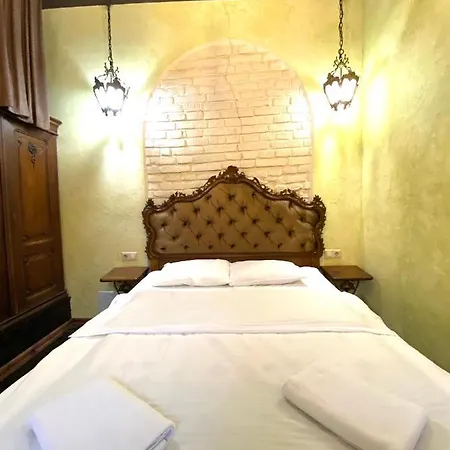 Apartment подобово на площі ринок 39