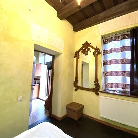 Apartment подобово на площі ринок 39