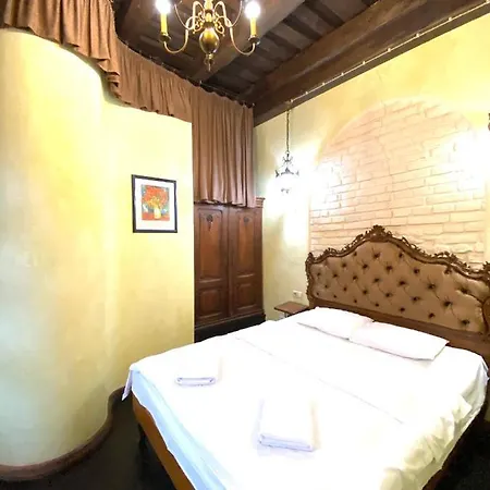 Apartment подобово на площі ринок 39 *