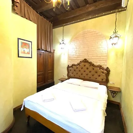 Apartment подобово на площі ринок 39 *