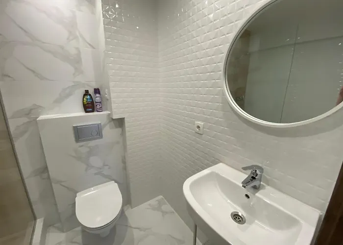 подобово на площі ринок 39 *