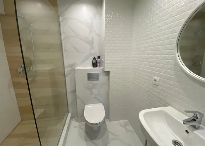 подобово на площі ринок 39