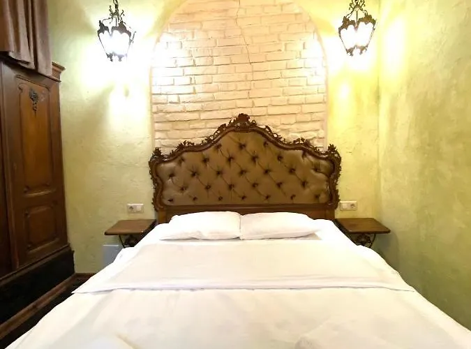 アパート подобово на площі ринок 39