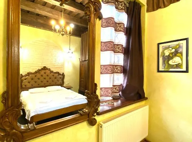 アパート подобово на площі ринок 39