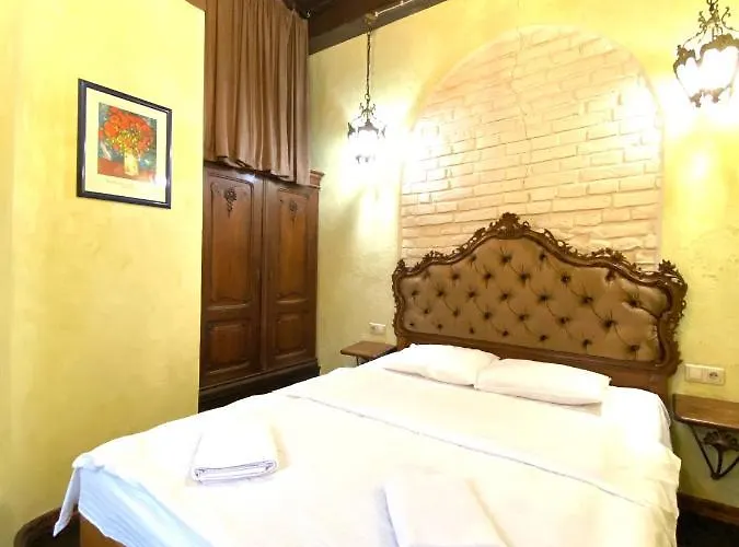 アパート подобово на площі ринок 39 リヴィウ